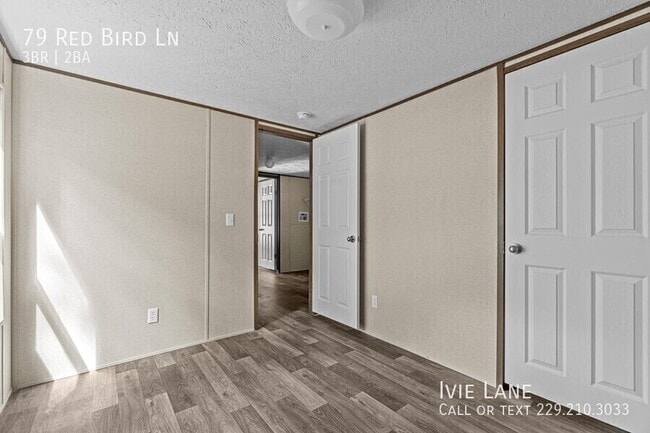 Building Photo - 79 Red Bird Ln-