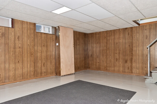 Building Photo - 43 E Judith Ann Dr