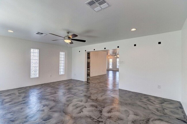 Building Photo - Fabulous, Remodeled Top to Bottom house!!!!