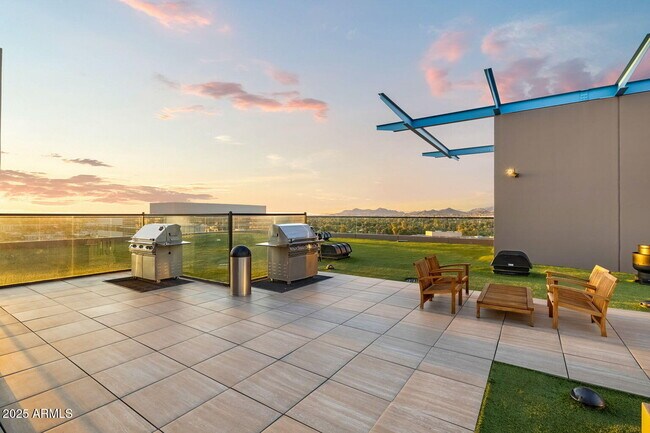 Building Photo - 4808 N 24th St