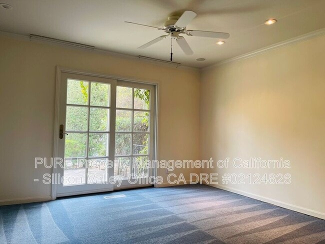 Building Photo - 1048 Savannah Drive
