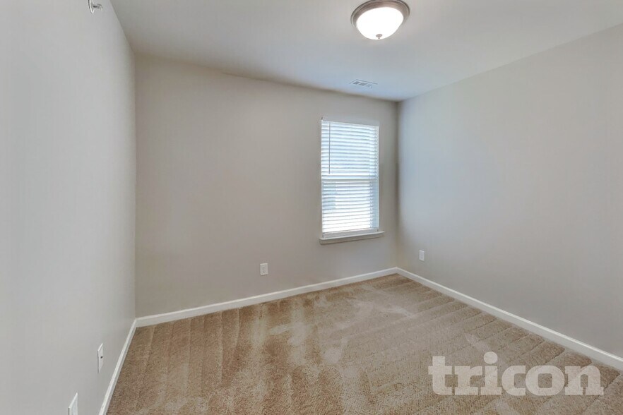 Building Photo - 209 Ashmere Ct