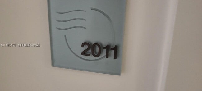 Building Photo - 350 S Miami Ave