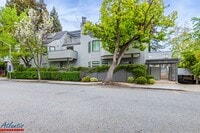 Building Photo - Remodeled Condo | Downtown Palo Alto | Near Stanford