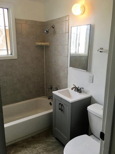 Bathroom - 10051 Bernhardt Dr