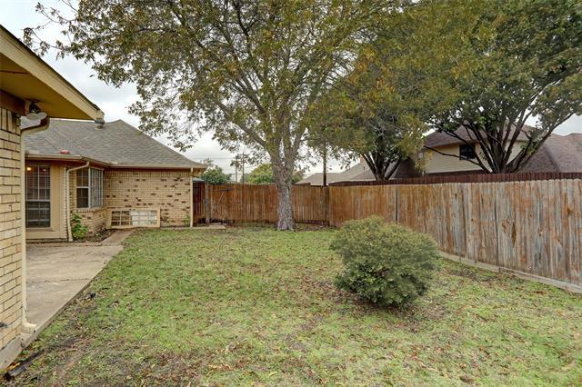 Building Photo - 3913 Sandia Dr