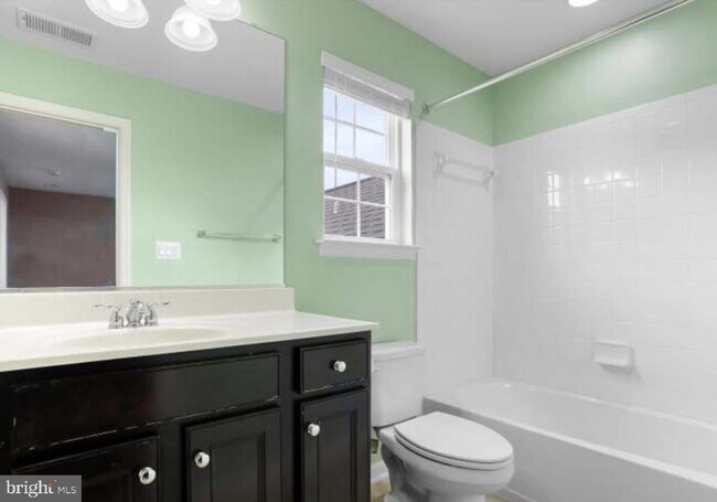 Building Photo - 320 Hopkins Dr