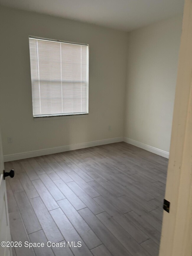 Building Photo - 1850 Jupiter Blvd SW