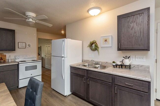 Building Photo - 2 Bedroom, Single-story Townhomes for rent in Madrid, IA