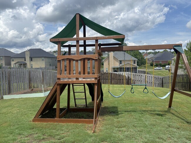 Building Photo - 781 Bridgewater Dr