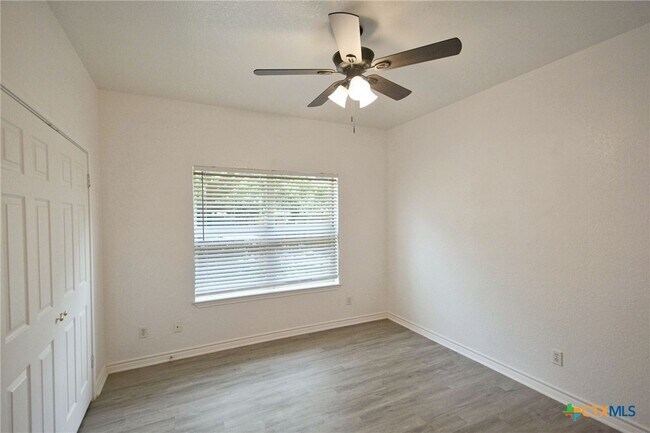 Building Photo - 380 Las Brisas Blvd