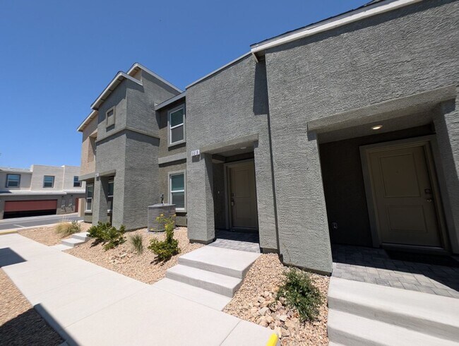 Primary Photo - 5019 Chapin Mesa Ave