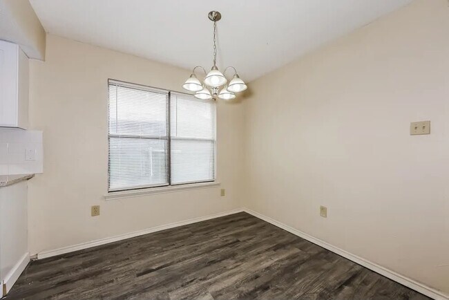 Building Photo - 6212 Berlinetta Dr