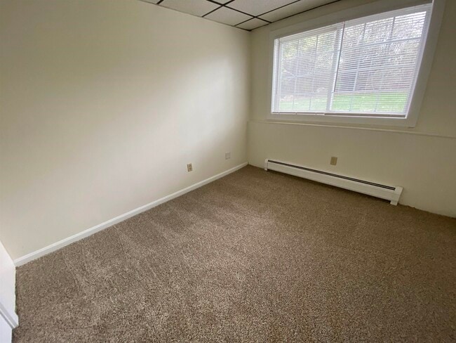 Building Photo - 3931 Brown Ave