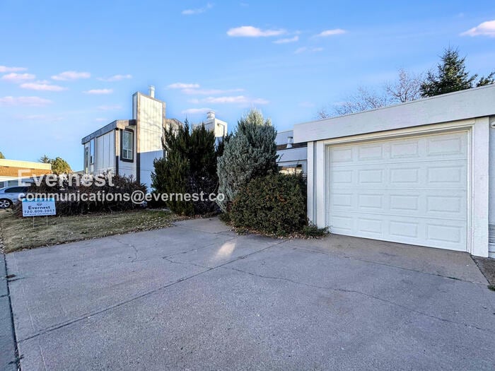 Building Photo - 16365 E Rice Pl