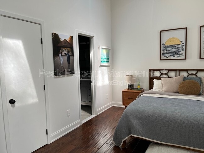 Building Photo - 2107 Persimmon Trek