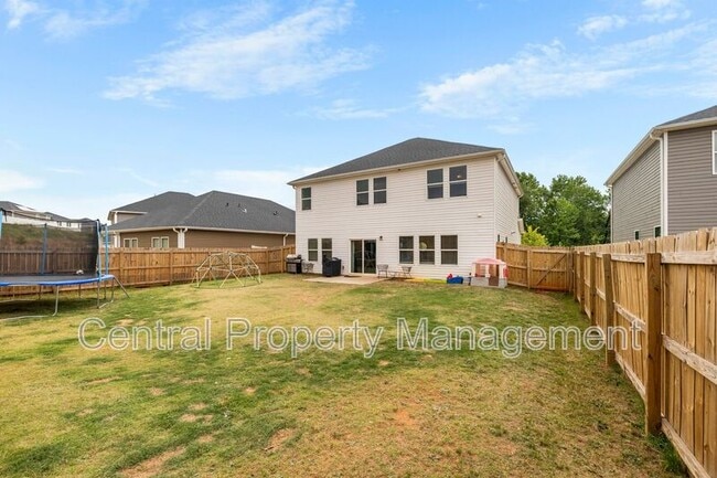 Building Photo - 320 Lavinia Cir