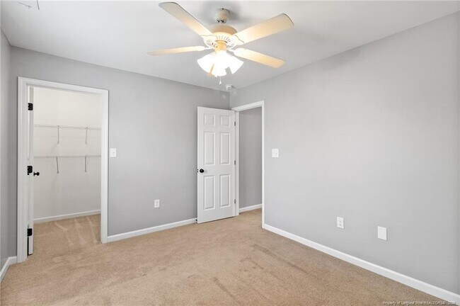 Building Photo - 118 Newport Ct