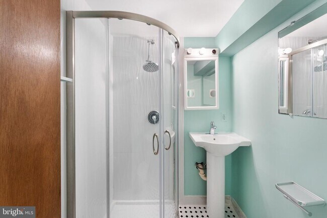 Building Photo - 4763 1st St N