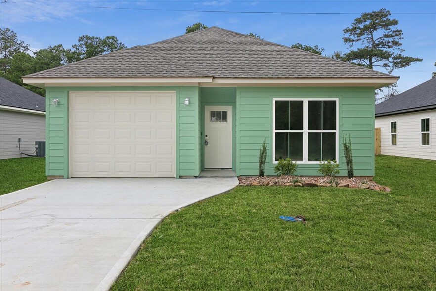 Building Photo - 9886 Golden Ln