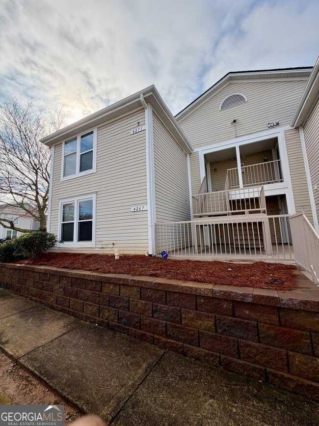 Building Photo - 4267 Parkview Ct