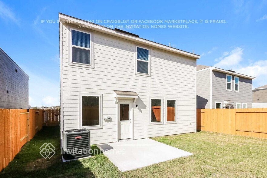 Building Photo - 8204 Sunberry Shadow Dr