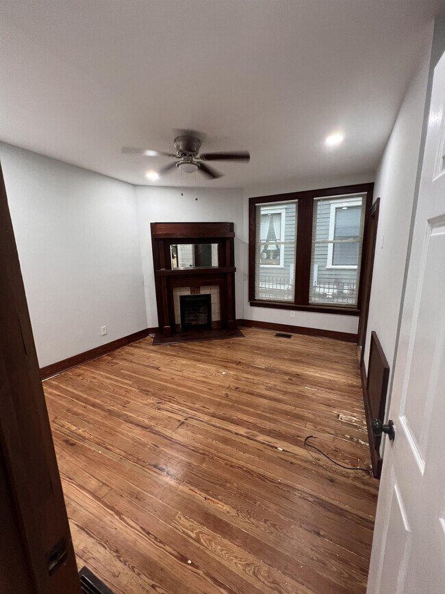 Building Photo - 499 N Highland Ave NE