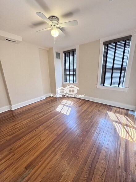 Building Photo - 1802 Gough St