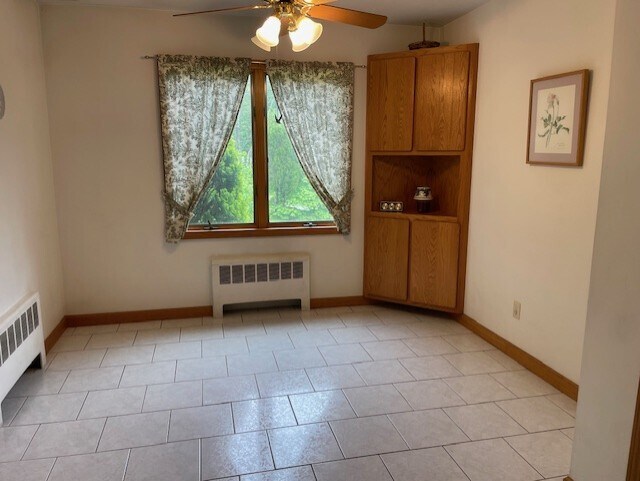 breakfast nook - 171 Derby Ave
