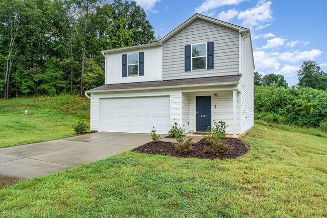 Building Photo - Recent Rent Reduction! Recent Rent Reducti...