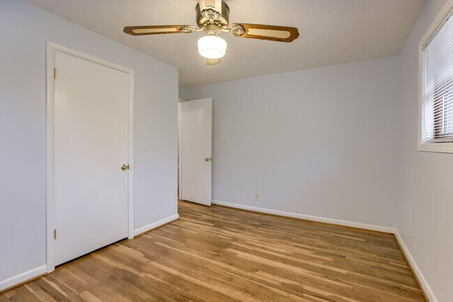 Building Photo - 1230 Cole Creek Dr