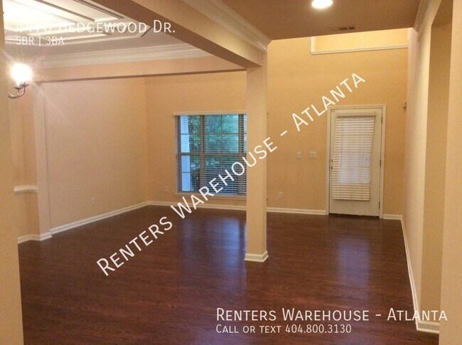 Building Photo - Spacious and Updated Home in Cumming