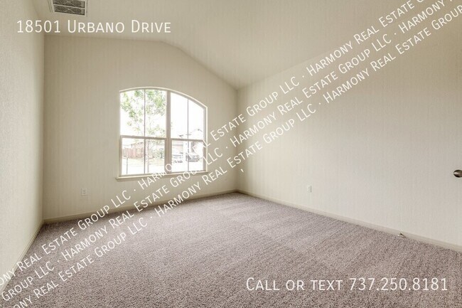 Building Photo - 18501 Urbano Dr