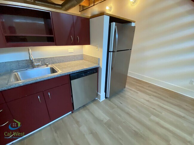 Building Photo - $3495.00 - Luxury 1/1.5 Santana Row with Bonus room