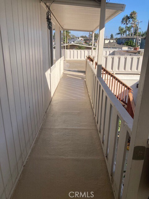 Building Photo - 128 W Escalones
