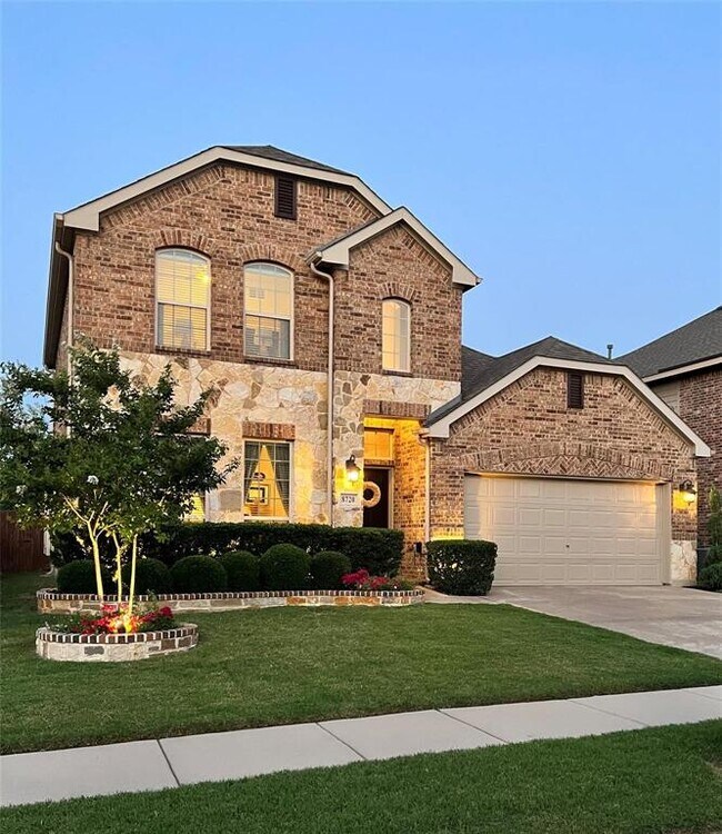 Building Photo - 8720 Devonshire Dr