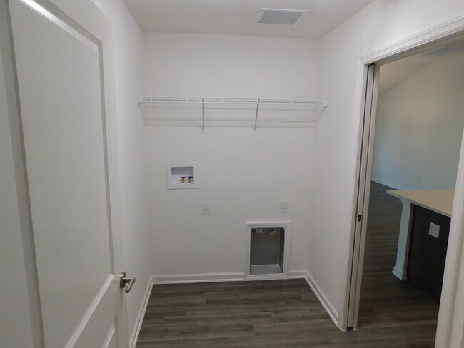 Building Photo - 1622 Rowell St