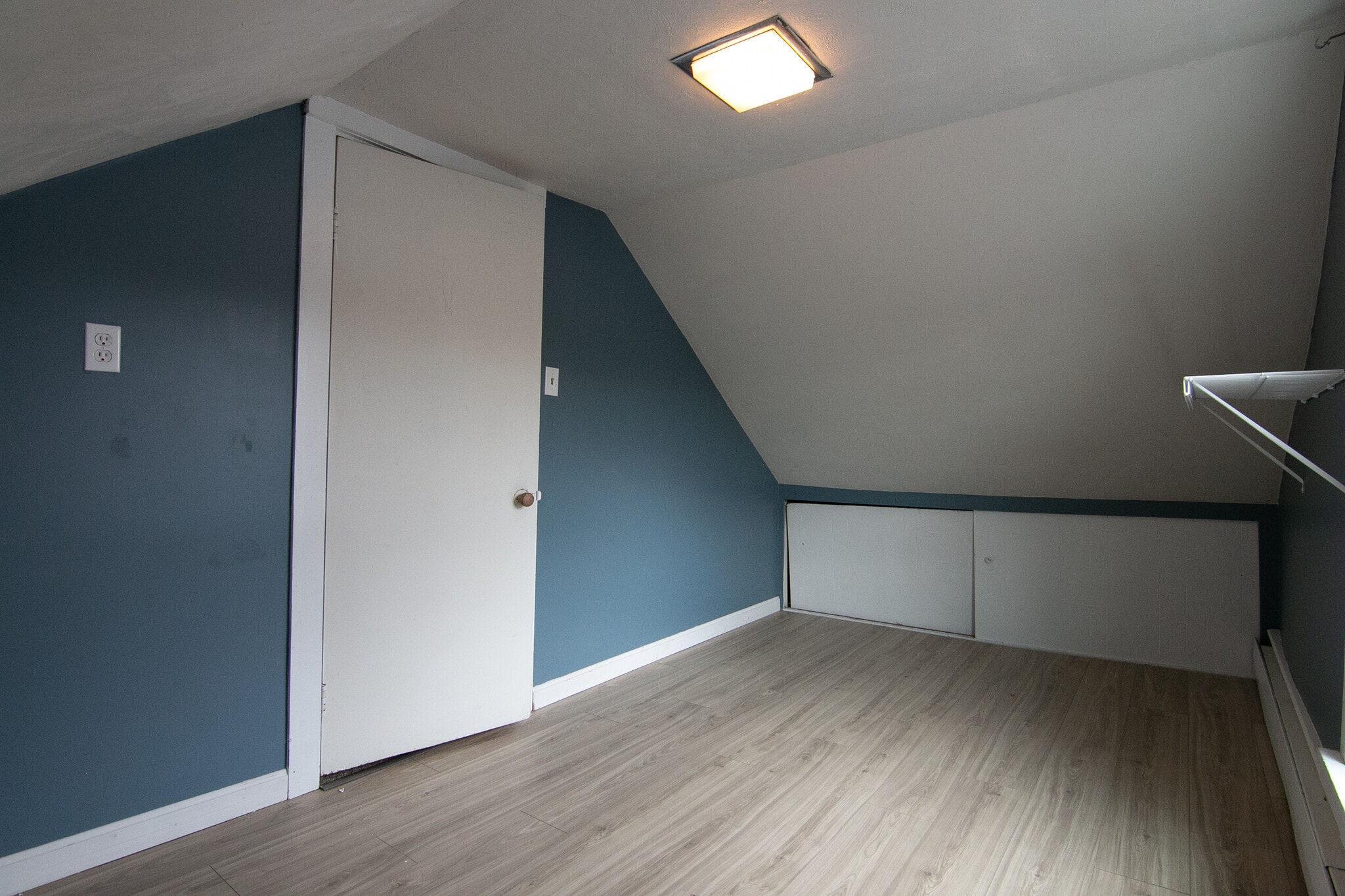 Building Photo - 118 Vine St