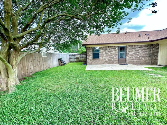 Building Photo - Adorable 3bd/2ba Home in SW Pensacola for ...