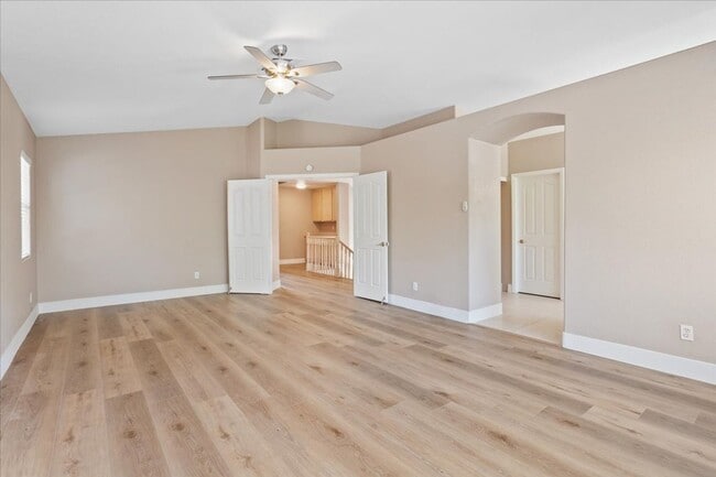 Building Photo - Status: Accepting Applications