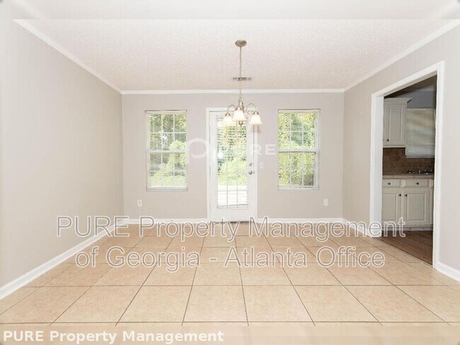 Building Photo - 553 Scrooch Ct
