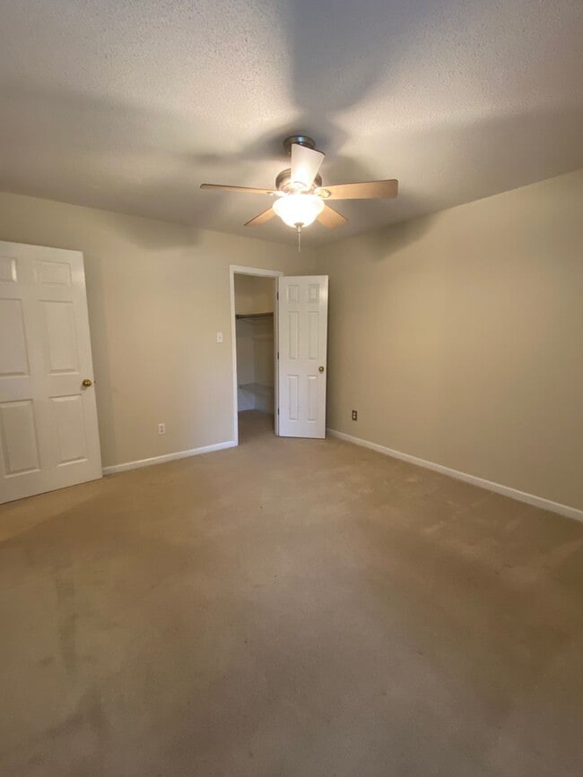 Building Photo - Coming Soon!