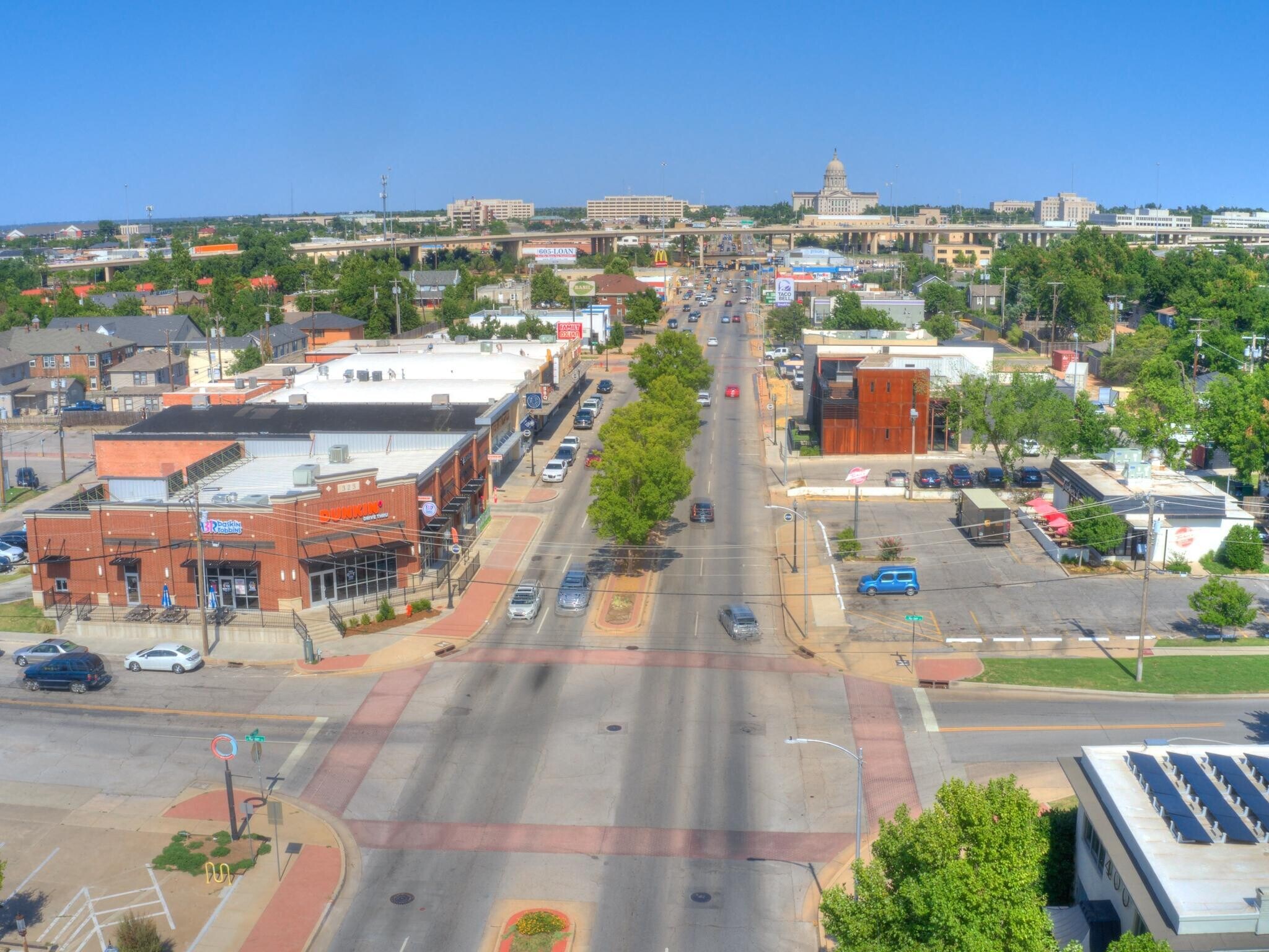 Building Photo - 2409 N Robinson Ave