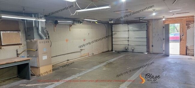 Building Photo - Small Commercial Shop for Rent - Available...