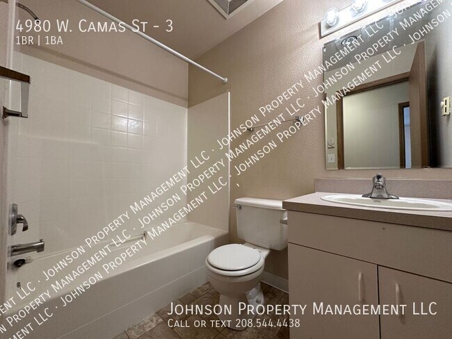Building Photo - 4980 W Camas St