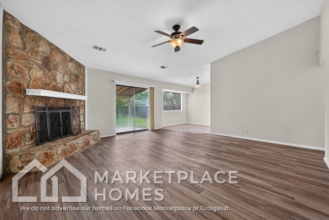 Building Photo - 1707 Provident Ln