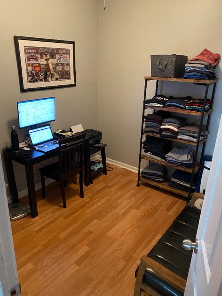 Building Photo - 3633 N Elston Ave