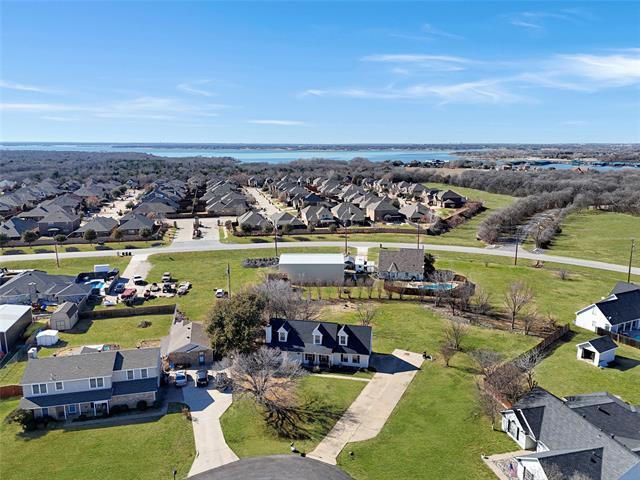 Building Photo - 20074 Saratoga Trail