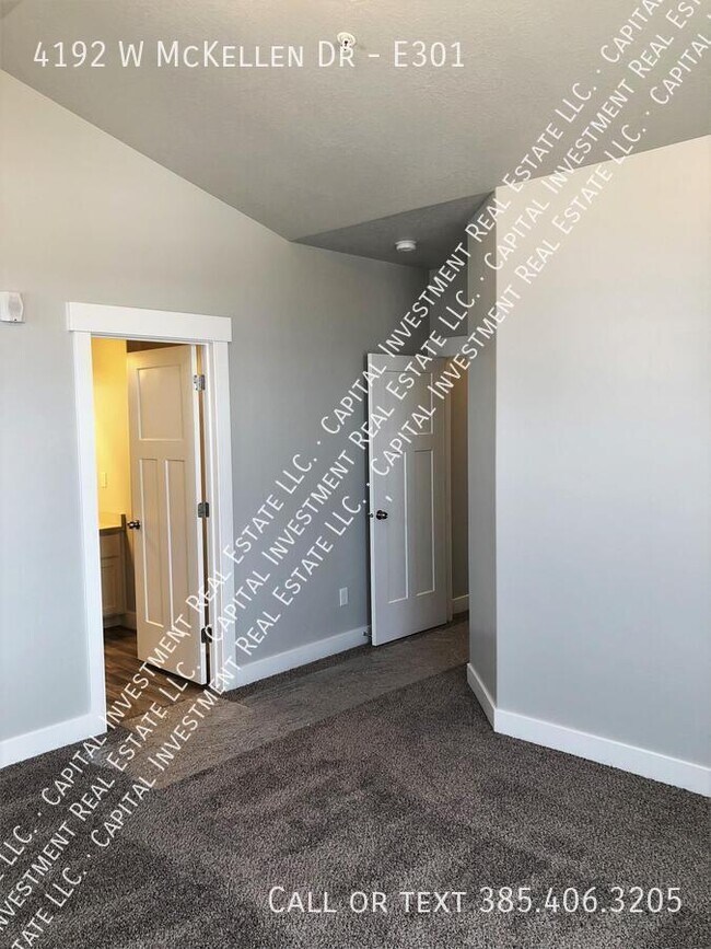 Building Photo - 4192 McKellen Dr