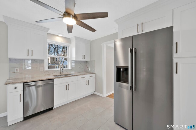 Building Photo - 23 Bancroft Rd